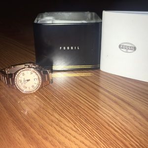 Rose gold fossil watch